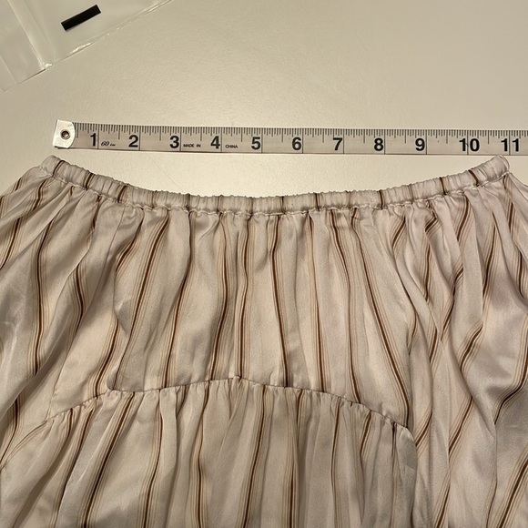 Vince XS Cream and Tan Striped Midi Skirt - Picture 6 of 7